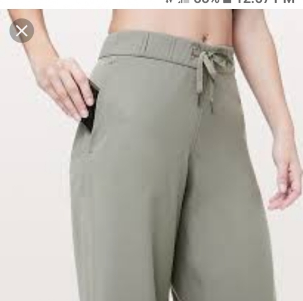 Lululemon Athletica On the Fly Jogger 7/8 WL Sz 10